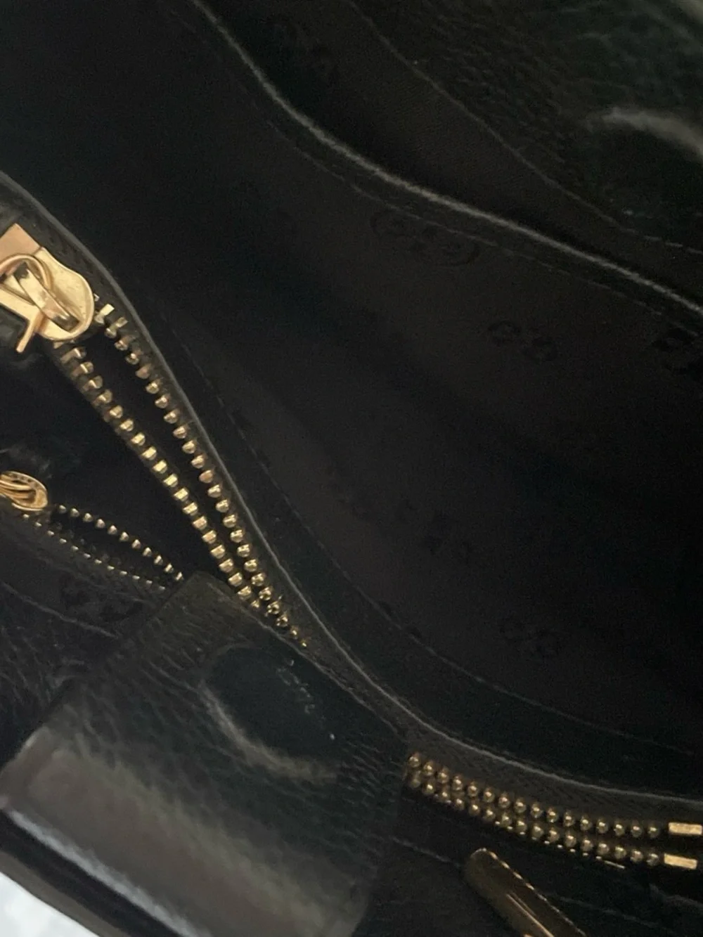 Tory Burch sophisticated pebble